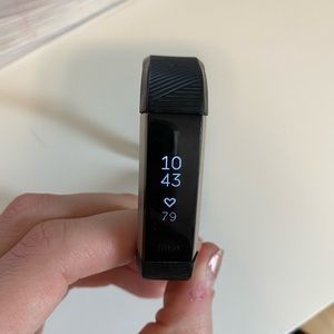 Fitbit Alta HR